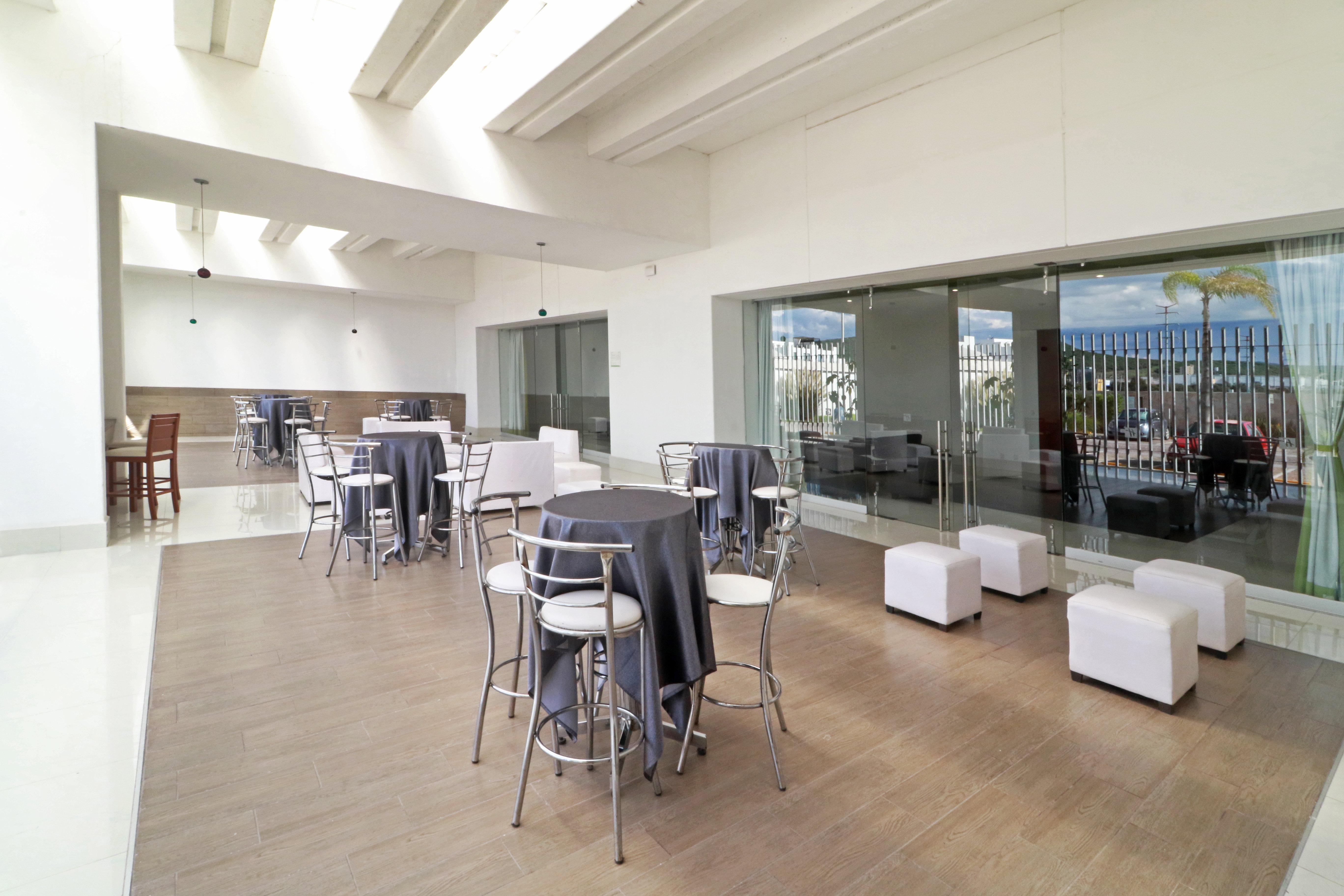 Holiday Inn Queretaro Zona Krystal By Ihg Екстер'єр фото