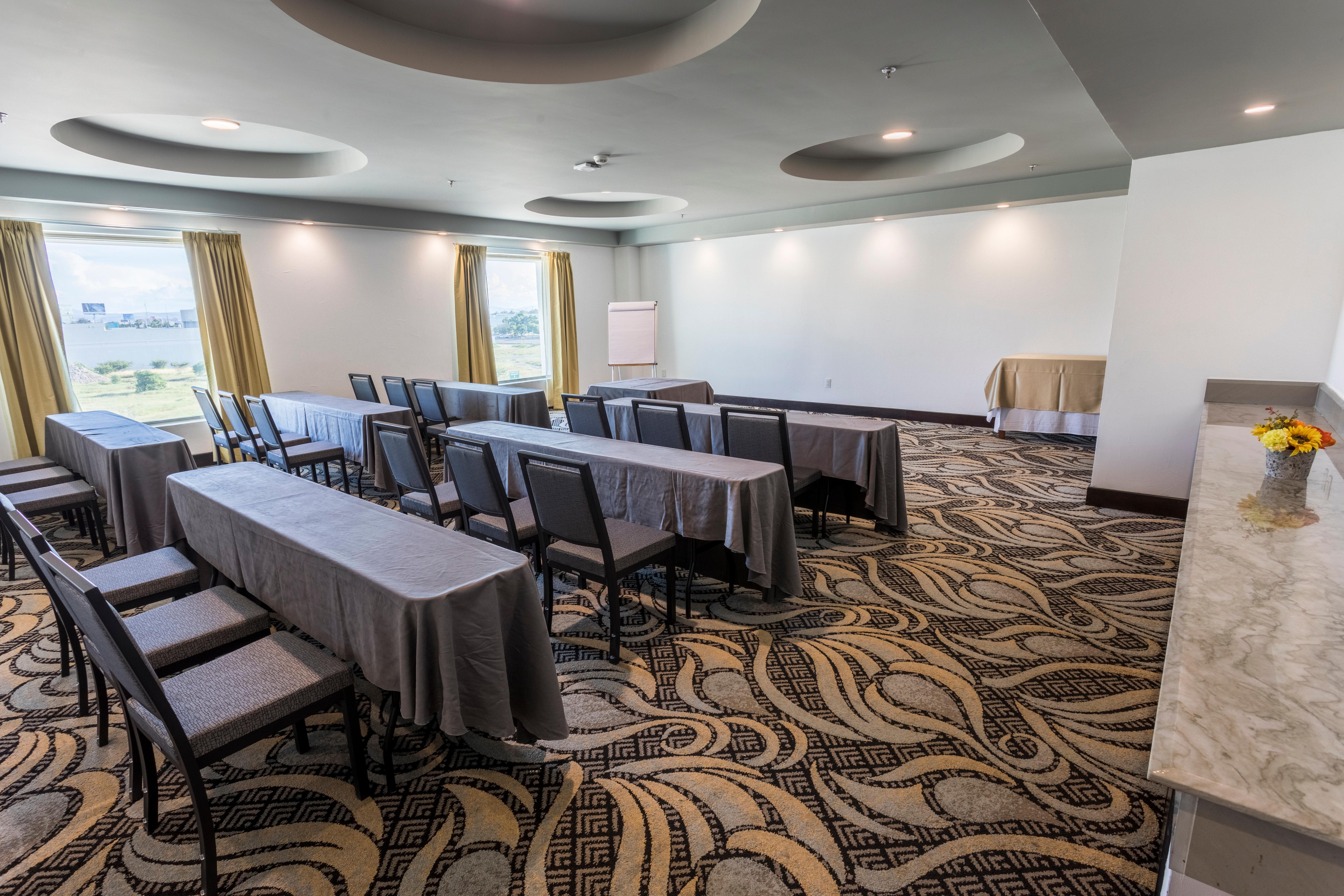 Holiday Inn Queretaro Zona Krystal By Ihg Екстер'єр фото